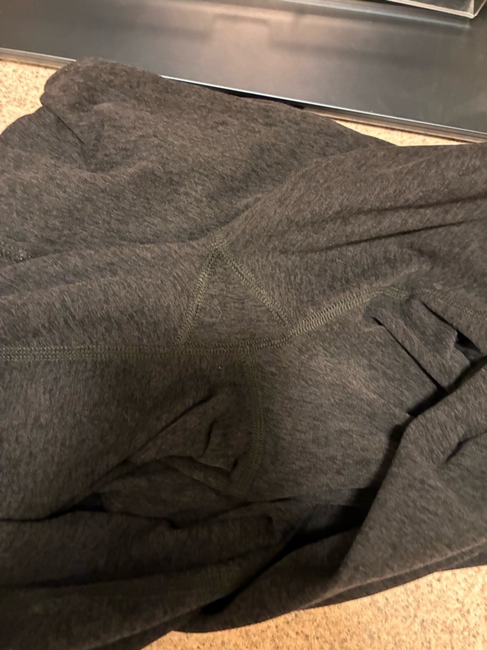 Beyond Yoga Black Performance Leggings - Picture 4 of 4